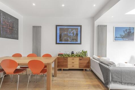 James_anderson- aemesdyke_avenue-sw14__1_.jpg