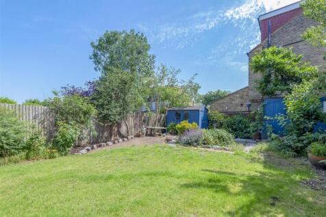 WD9nb 3cB0bz_8Hc.jpg