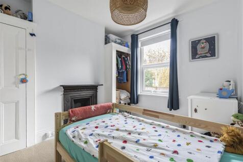 James_and lewin_road-sw14__5_.JPG