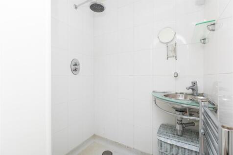Wet Room En-suite