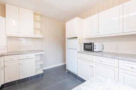 KITCHEN AGAIN
