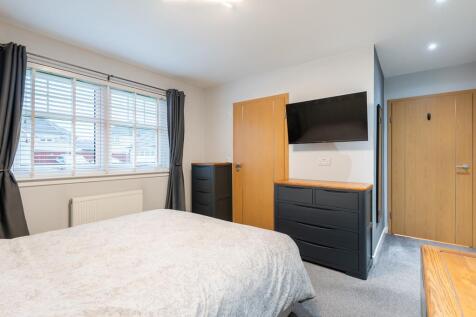 MASTER BEDROOM AGAIN