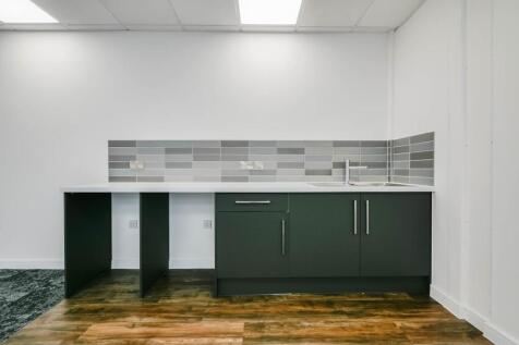 PHOTO 27  Six Quay Point Portsmouth  interior Ma