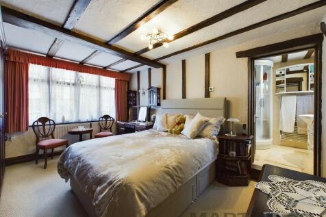 9 Bedroom 1