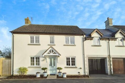 d8b8b0cc-10000153...