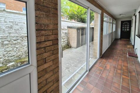 ba53b356-10000285...