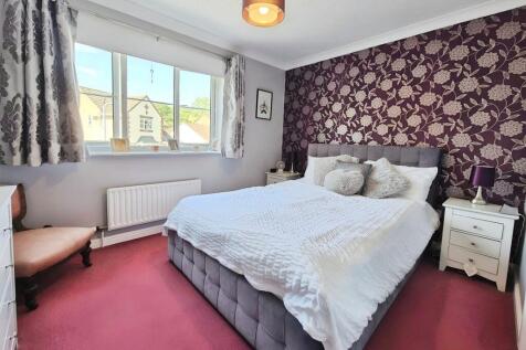 e93ed660-10000313...