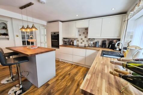 4c6e5192-10000331...