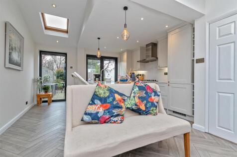 38BurnhamRoad-15.jpg