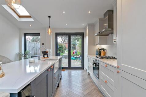 38BurnhamRoad-20.jpg