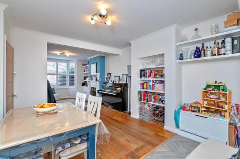 38BurnhamRoad-23.jpg