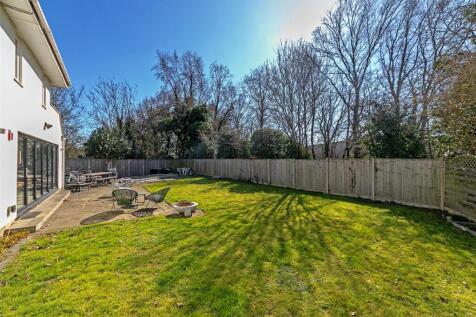 76LindenCres-20.jpg
