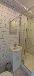 room 3 en-suite 