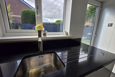 Kitchen Additional Image