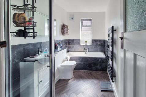 Ground Floor Bathroom