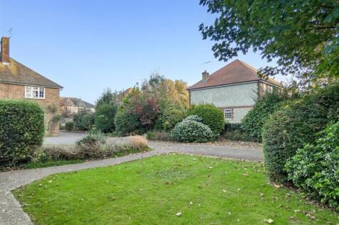 Southerly Front Aspect View