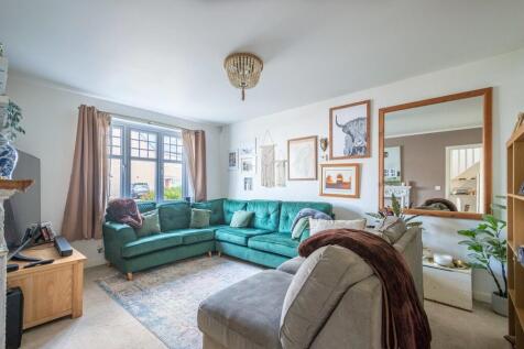 7 Bluebell Road-0...