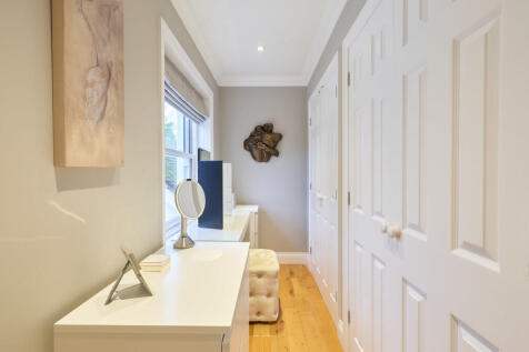 23 Worlington Roa...