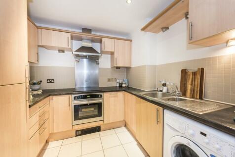 2 Bedroom Flats To Rent In Kingston Upon Thames Surrey