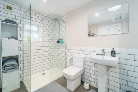 Shower Room Bunga...