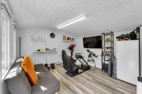 Outbuilding 