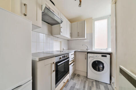 1310704-1-684aa1c...