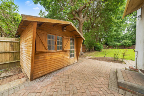 1327646-1-6878fd1...