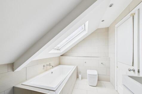 en-suite 2.jpg