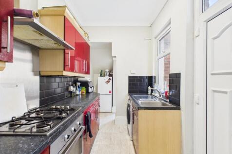 Kitchen 3.jpg