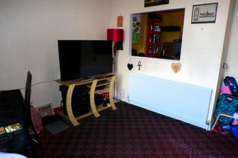 OldhamRd214flat3.JPG