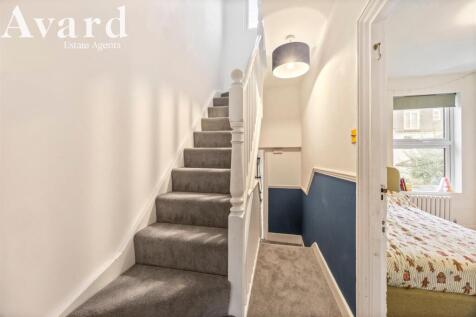 Winchester Street, 10-007.JPG