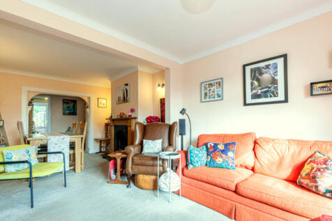 Double Reception Room