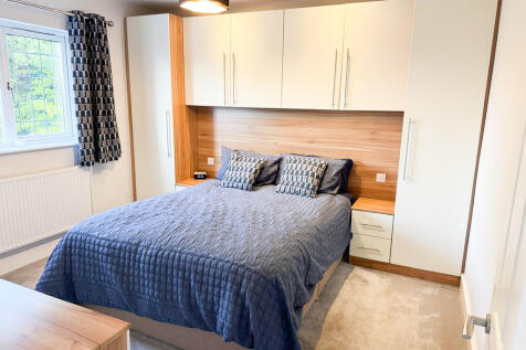 fff447dd-67b9-472...