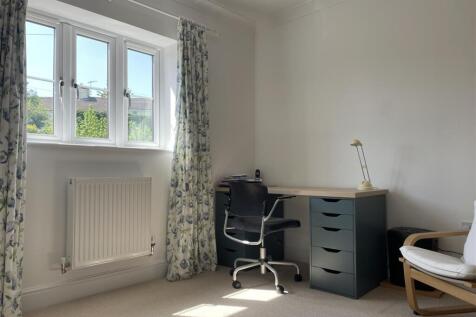 Office or small bedroom.jpeg