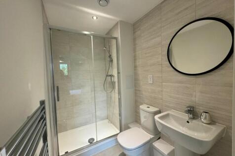 f1105a7d-442f-435...