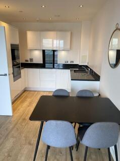 bf13b873-1f36-402...