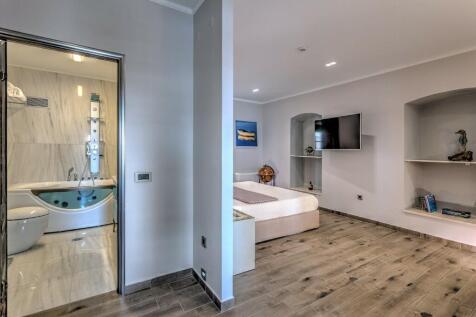 suite I