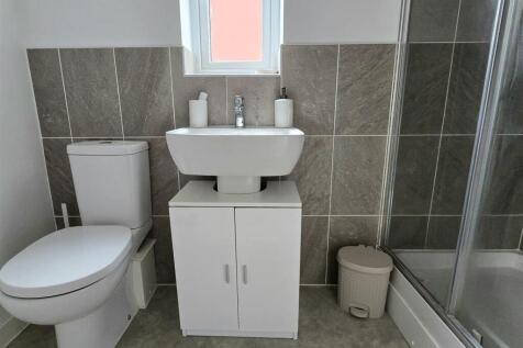 En Suite Shower Room