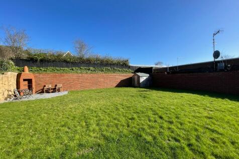 Landscaped Gardens 