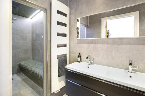 Principal Ensuite