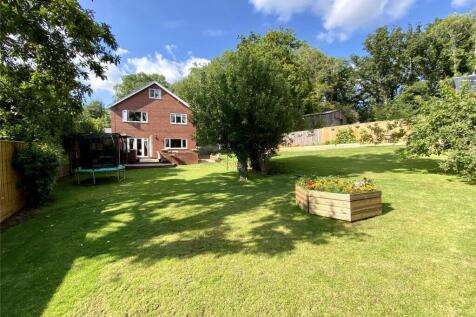 Rear Aspect &amp; Garden