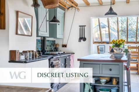 Discreet Listing