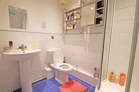 En Suite Shower Room