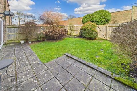 CAM02600G0-PR0413-STILL019.jpg