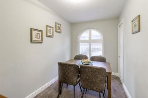 Bedroom 3 (or home office etc)