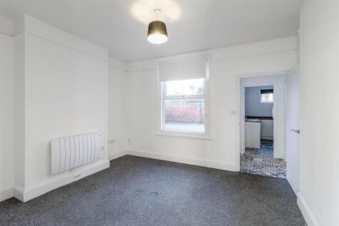 Alma Street living room