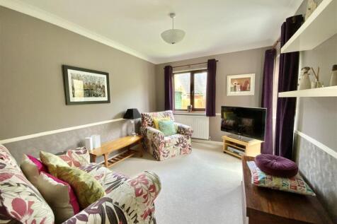 Sitting Room/ Study/ Bedroom 5