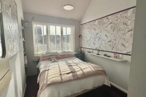 Bedroom 4 (Ground Floor)