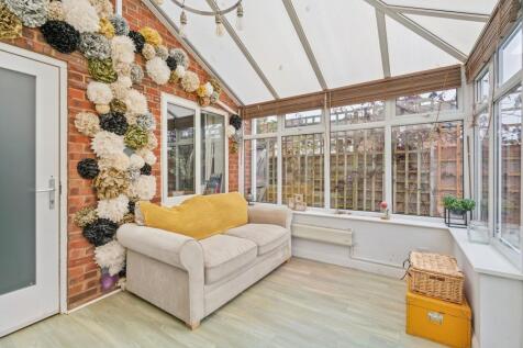 DSC06617-5dc7c6193703455b377ec32b30b8af1e - 800px.