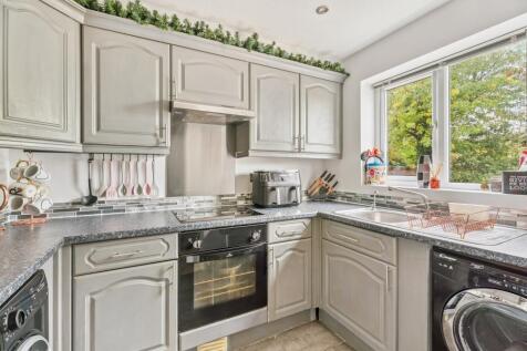 DSC06596-ea0e48c34f5fb502583f632d60f9b494 - 800px.